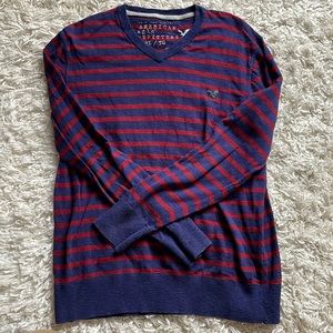 AE mens v neck sweater